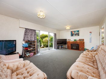 TEAM LEWIS - LOOK AT THE SPACE!