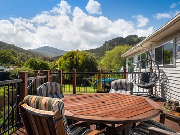 Substantial Seaview Living