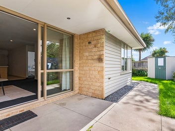 Effortless Over 60s Living