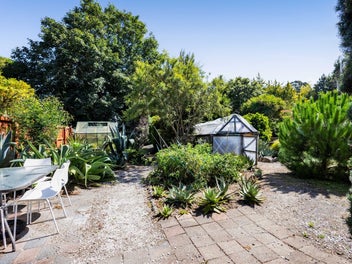 Where Character Meets Nature & Creative Living