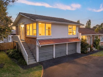 Catches the Light Just Right