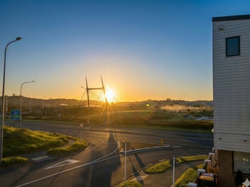 + MODERN PARK SIDE LIVING