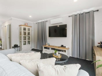 4-Bedroom Practical Luxury for Modern Families Mov