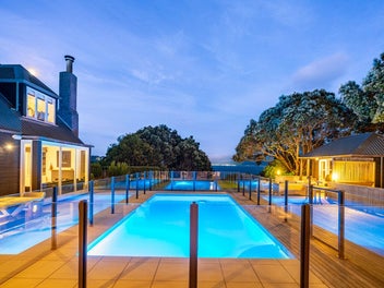 ELEVATED VIEWS, POOL, EXCEPTIONAL SCALE