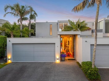 Elegance in Exclusive Orakei