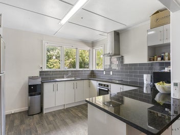 #GAMEDAY Home & Income + Utilities