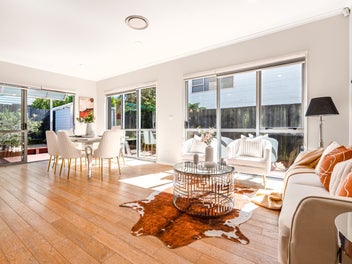 Spacious Family Living in Sandringham