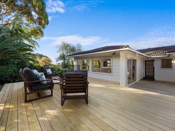 The Elevated Entertainer