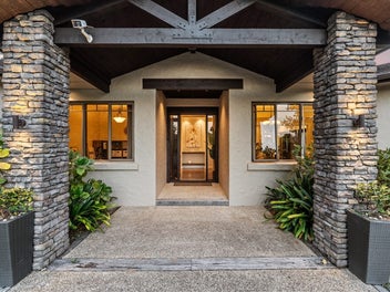 Rendered BRICK - Lifestyle Luxury
