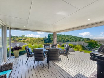 Urgent Sale: Vendors Have Bought!