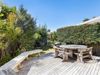 Family urban orchard