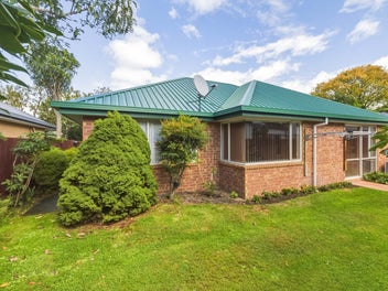 Affordable 3 bedroom home in Burnside High Zone