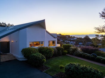 Spacious Family Living, Endless Horizons