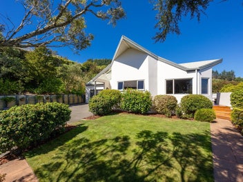 Spacious Family Living, Endless Horizons