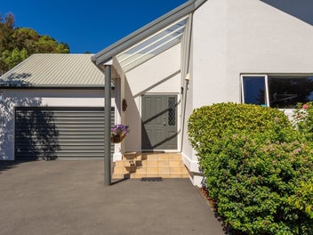 Spacious Family Living, Endless Horizons