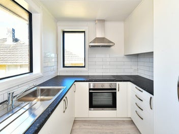 Affordable, Solid Starter with Views