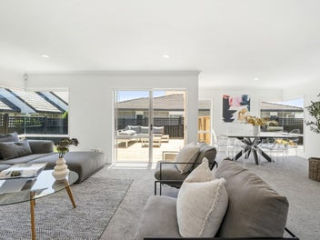 Sun-Filled Family Living in a Prime Somerville...