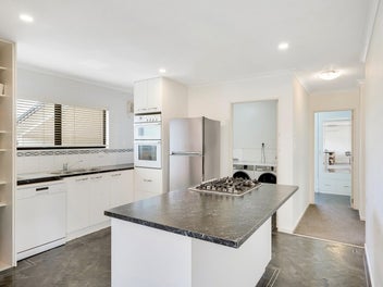 Country Outlook, City Convenience