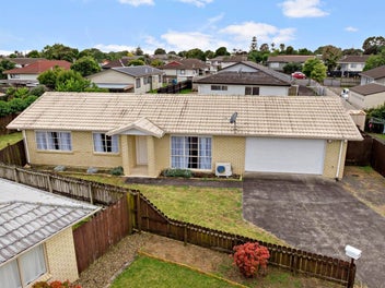 Classic Brick & Tile & Brilliant Location!