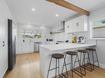 Renovated, modern family fit