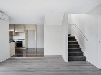 Modern, Easy-Care Living in Manurewa