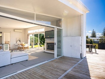 High Stud Light Filled Living!