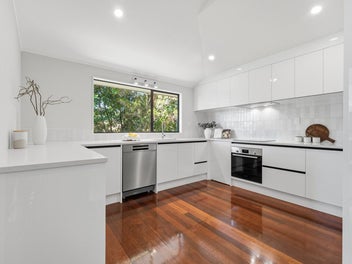 Motivated vendor ready to meet the market