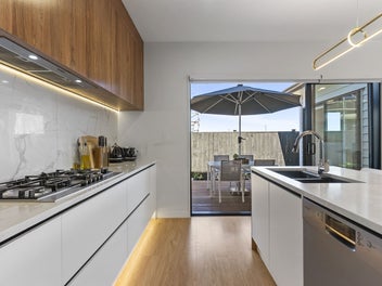 Grand Design, Multiple Suites, Premium Location