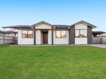 Freehold & Single Level – The Perfect Start