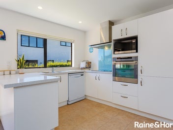 Downsizers, Sick of endless maintenance?