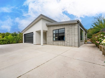 Image 1 of 14