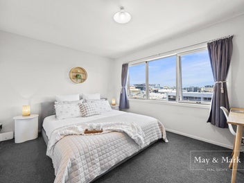 Mt Eden 2-Bed Apartment in Auckland Grammar Zone