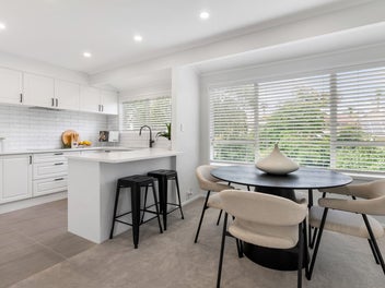 RENOVATED, LOCK & LEAVE, CENTRAL MILFORD!