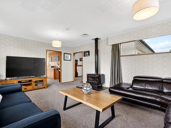 Timeless Elegance on Costley