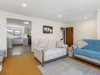 LOWER MAINTENANCE UNIT - LOCATION LOCATION!!