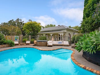 BUYERS PRICE GUIDE: low $2m range