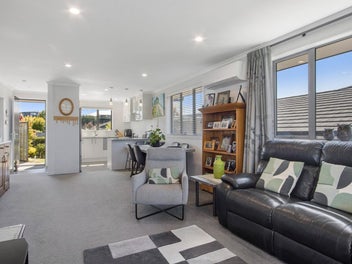 Low-Maintenance Living with Privacy & Water Views