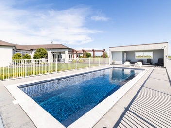 Prestigious Views with Pool, Space and Lifestyle