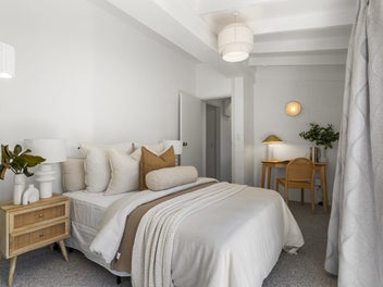 Cheltenham Living | Privacy, Garaging & Garden