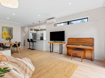 Corner Living - Coastal Ease!