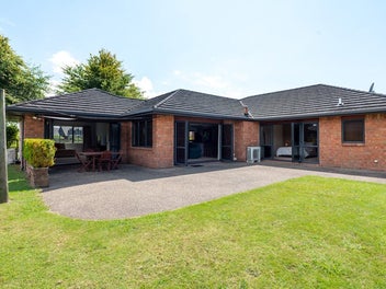 Executive Living in a Private Reserve Setting