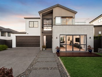 Architectural edge. Coastal energy. Family scale.