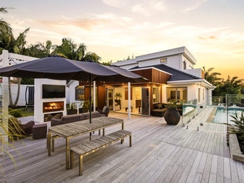 Stunning Brand New Renovation in Woodstock