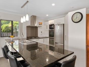 Single Level & Brick Construction