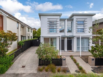 Hobsonville's best street, garden + 3 parks