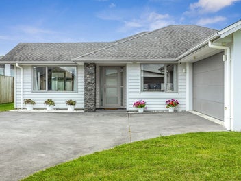 Modern Comfort- Vendors Heading Overseas