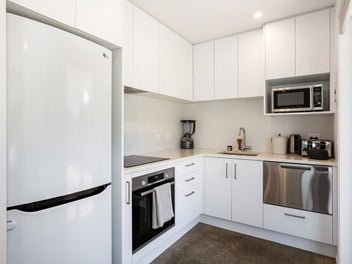 Simplify Life - Live More, Maintain Less!