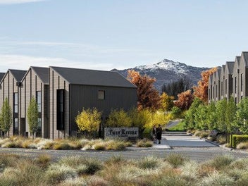 Dual-Keys with 365VA in Shotover Country