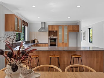 Entry family home bluechip location