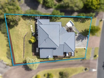 Spacious Family Living in Prime Unsworth Location